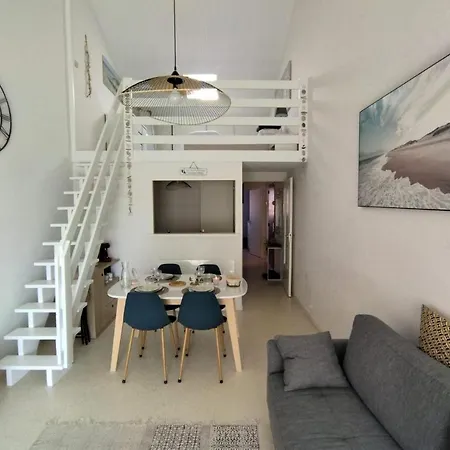 Charmant Duplex Dans L'emblematique Quartier De La Chaume - 4 Pers Apartament